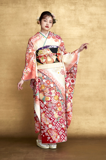 振袖 振り袖 成人式 フルセット 正絹 黒 絞り 総絞り 金駒刺繍 束ね熨斗