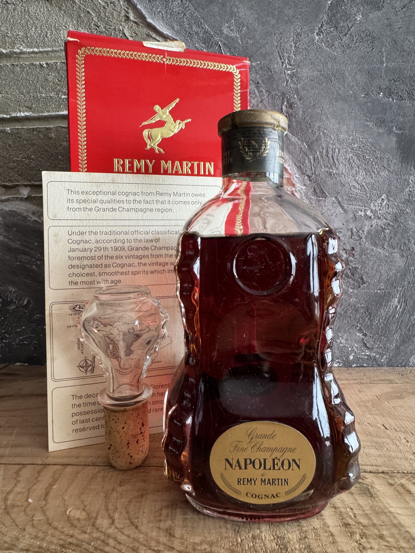 Rémy Martin Napoléon Florentine decanter | Old Liquor Company