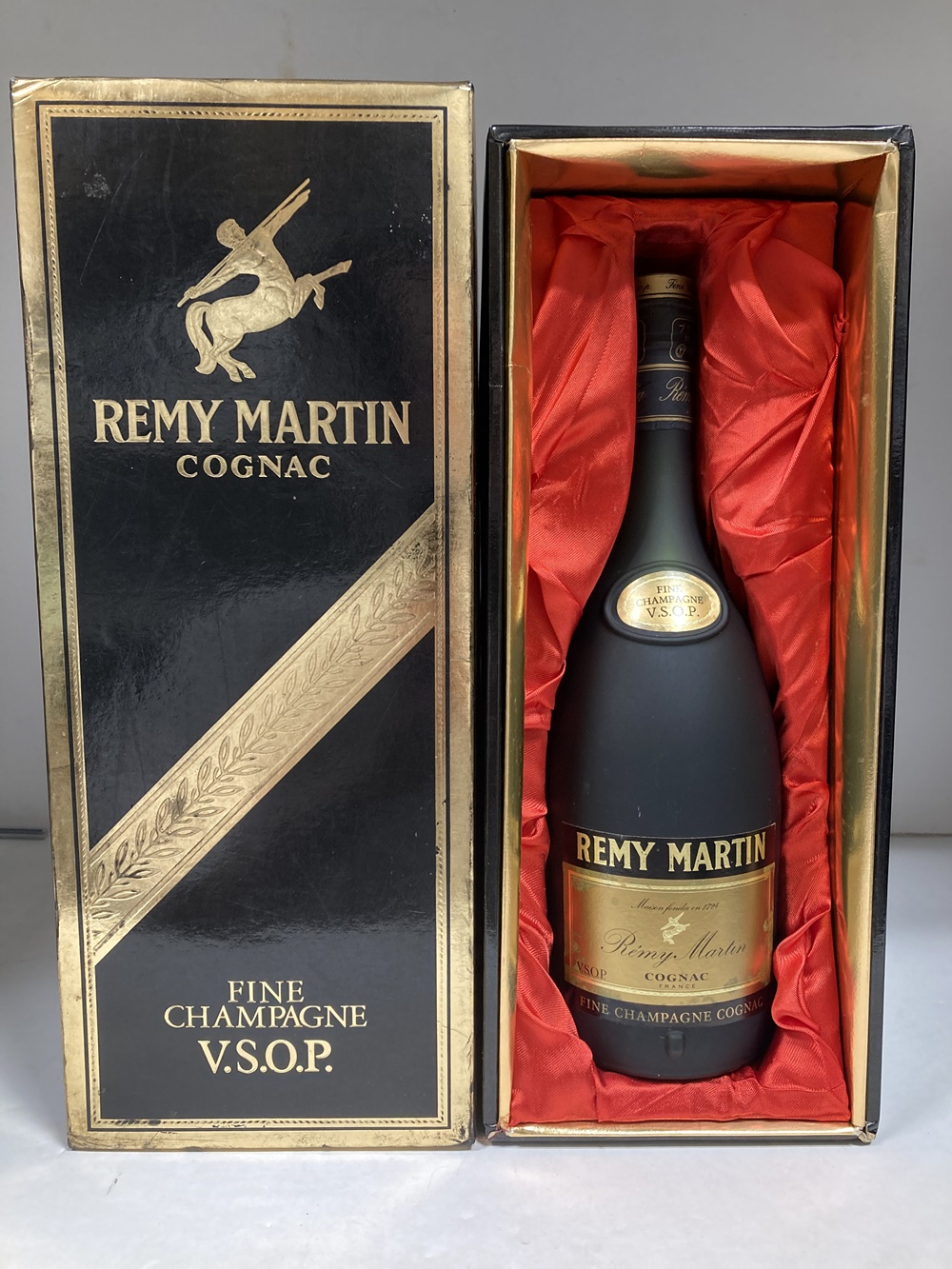 REMY MARTIN レミーマルタン V.S.O.P. ファイン シャンパーニュ