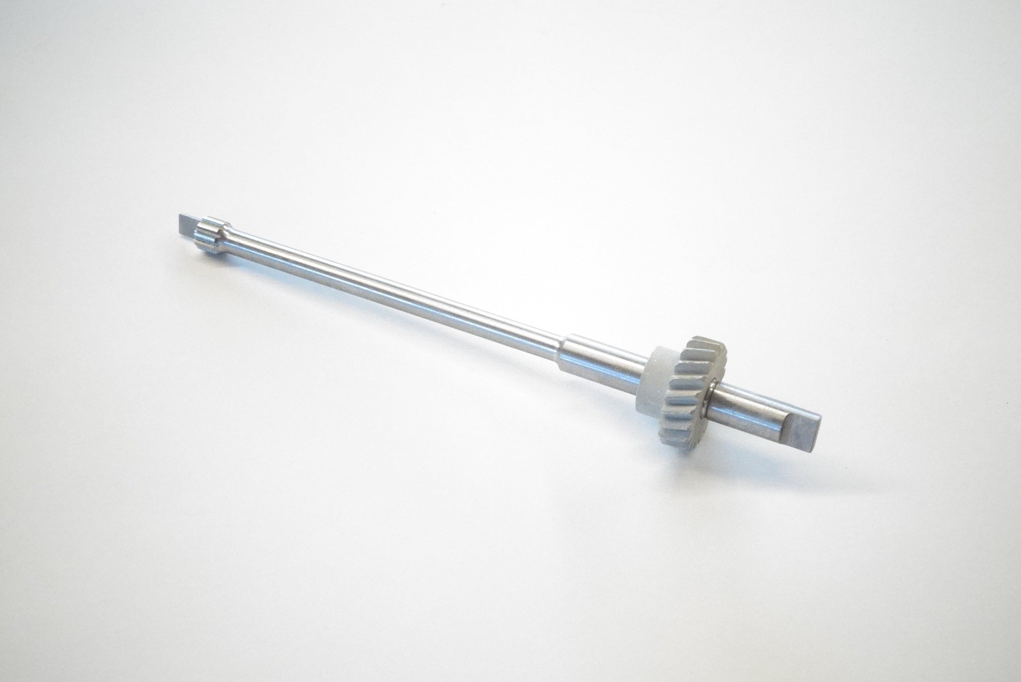 Oil Pump Drive Spindle OEM 280ZX Turbo 81-83 | Z Car Depot Inc