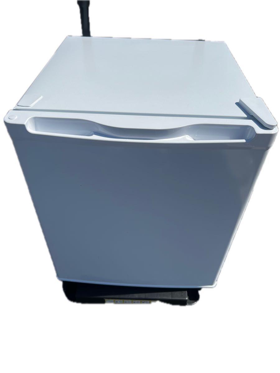 マクスゼン ] 2024年製 小型 1ドア冷凍庫 33L 右開き マクスゼン