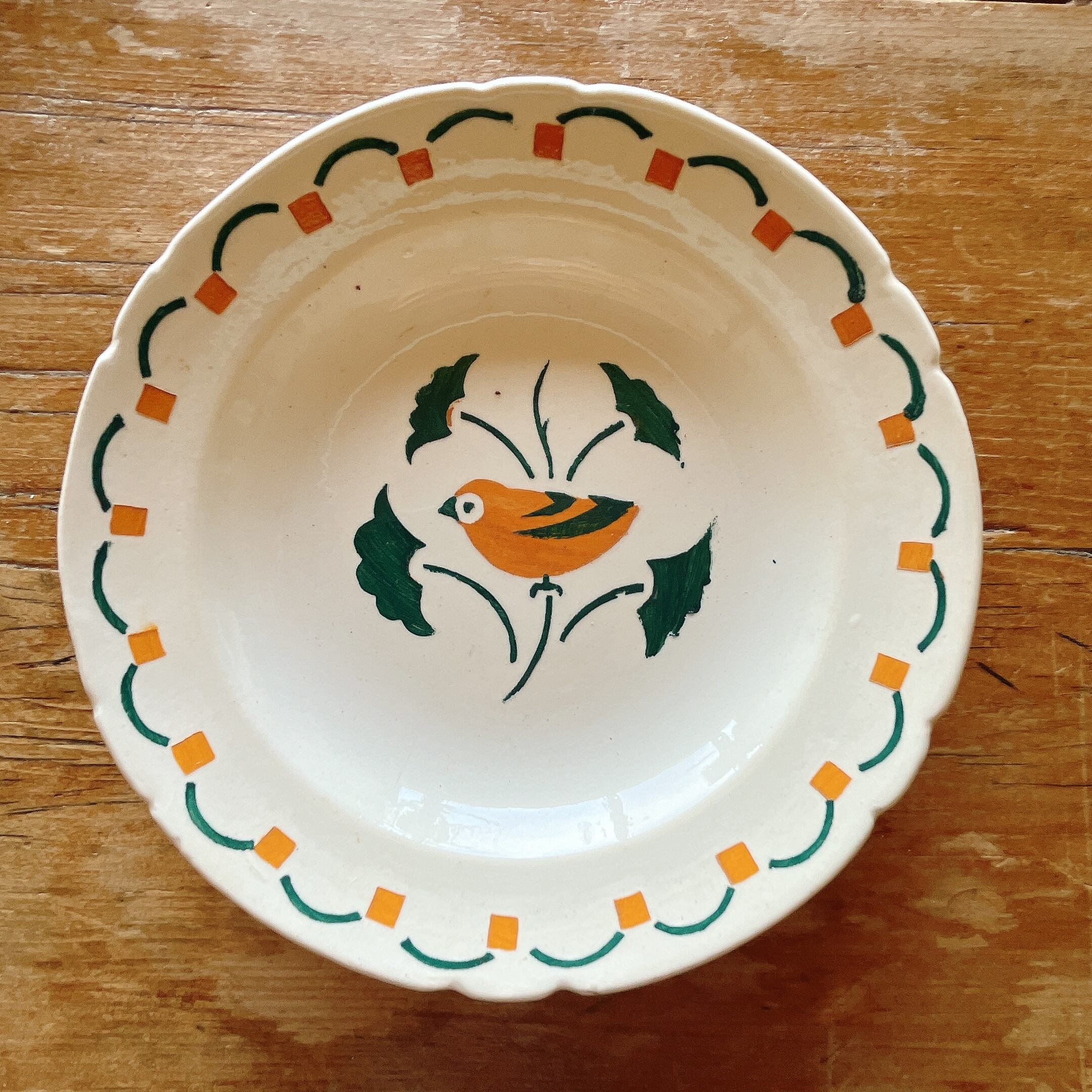 サルグミンヌジャンヌダルクの美しいトーキングプレート