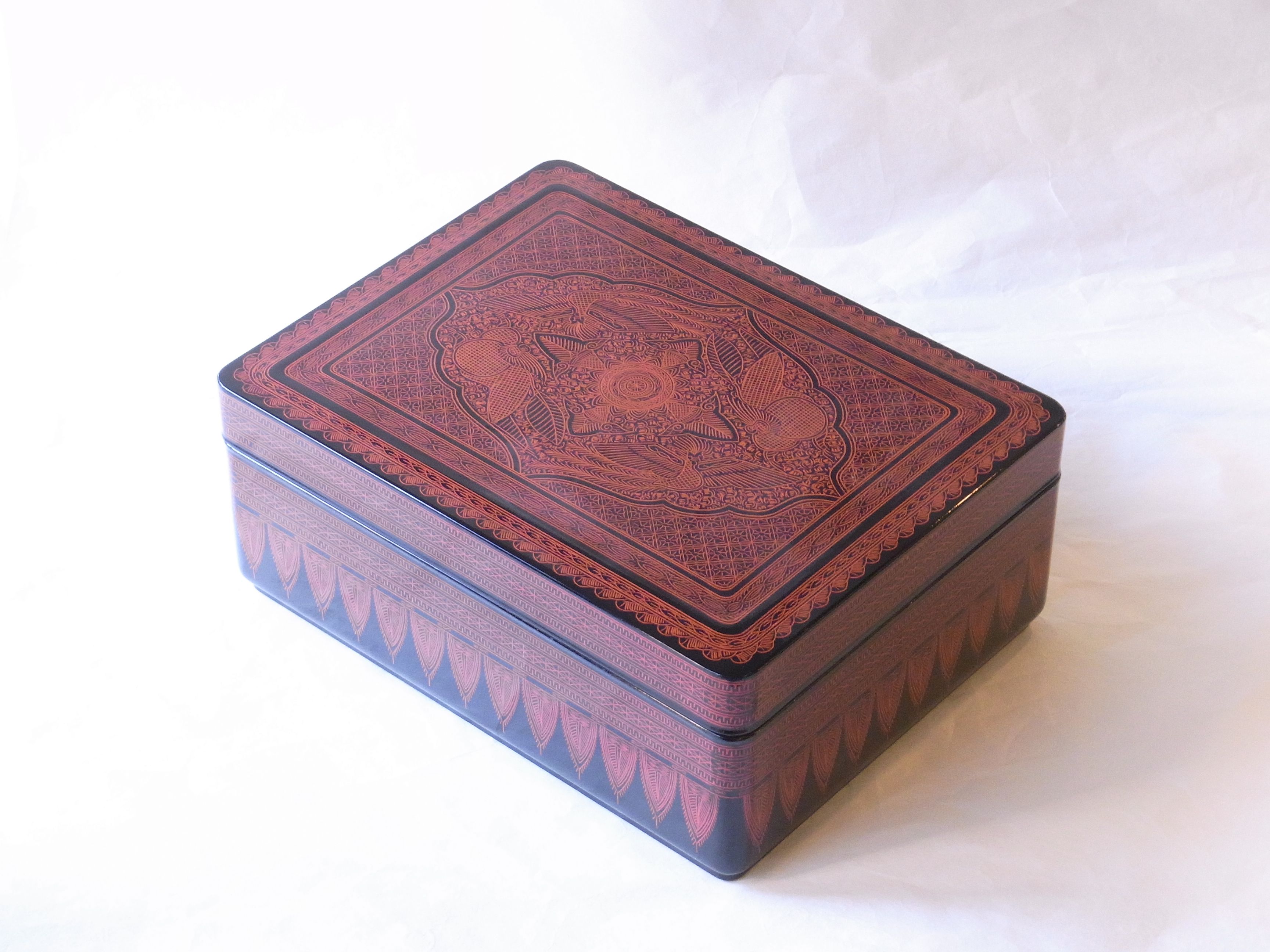 小林漆陶 映える器ギャラリー 岐阜市| 日本一の漆陶器 茶道具の品揃え