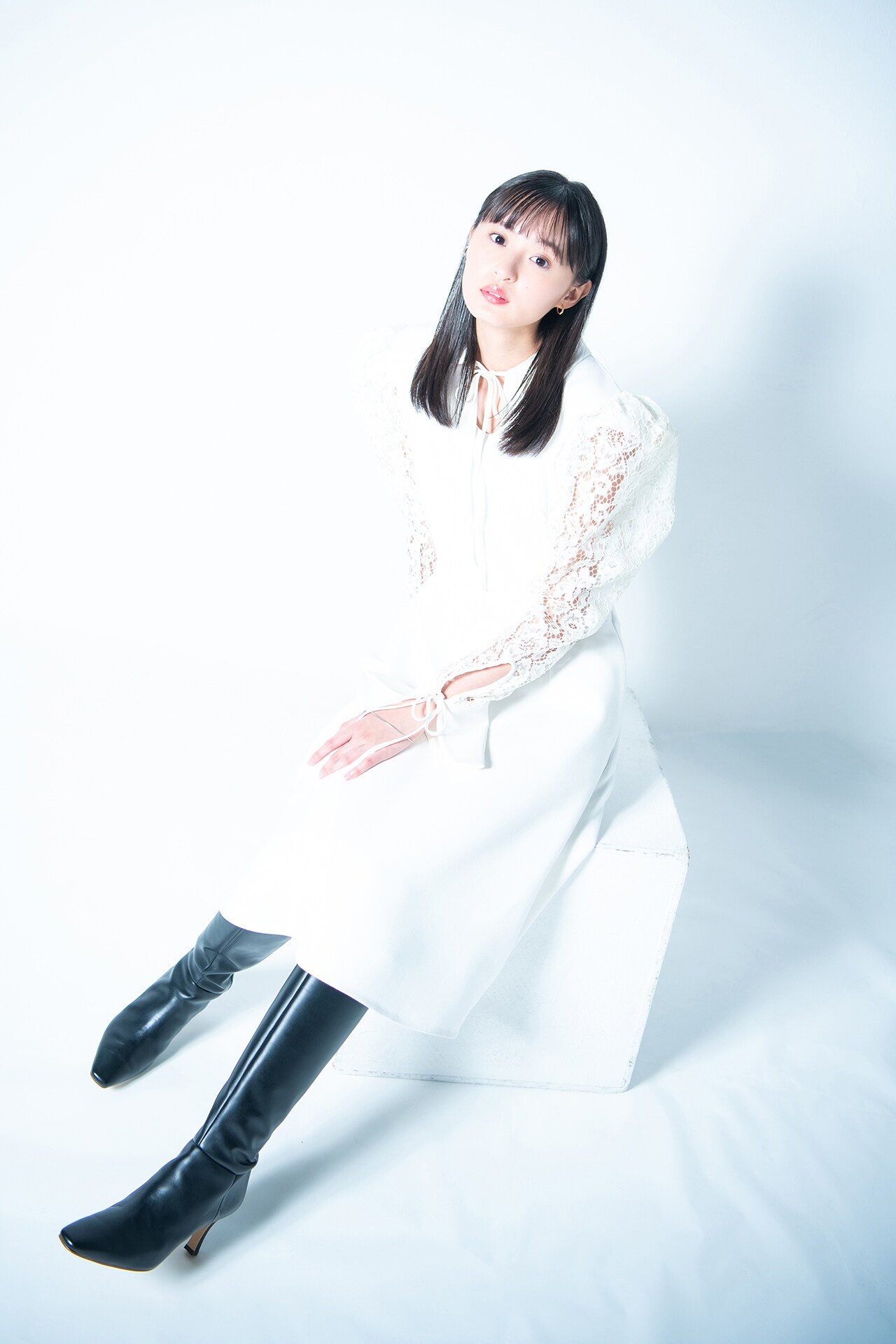 乃木坂46遠藤さくら1st写真集にあふれる“優しくまっすぐな”魅力