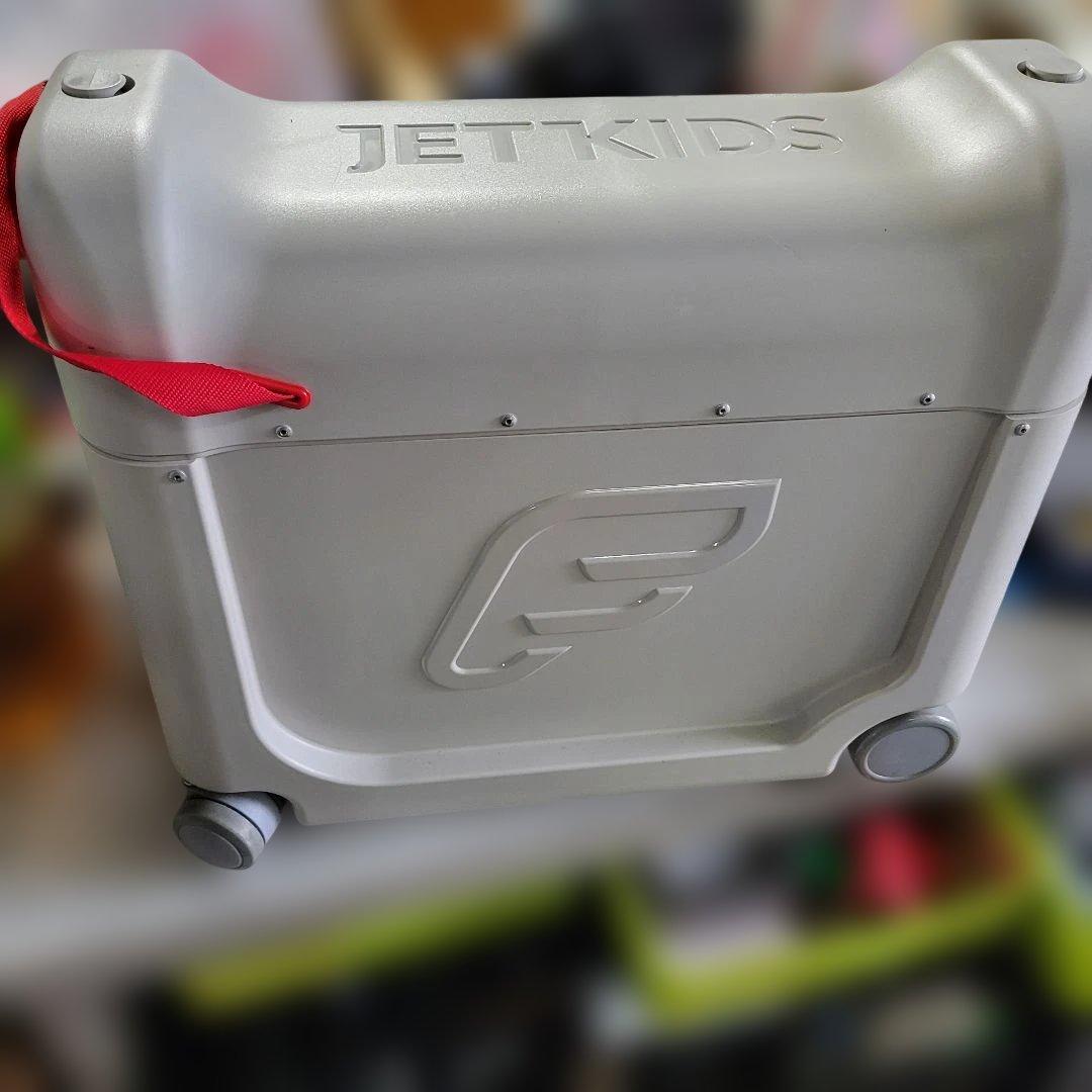 JETKIDS　ジェットキッズ　ベッドボックス Ride-on Suitcase for Kids | Jetkids™ BedBox™ by Stokke® | Stokke