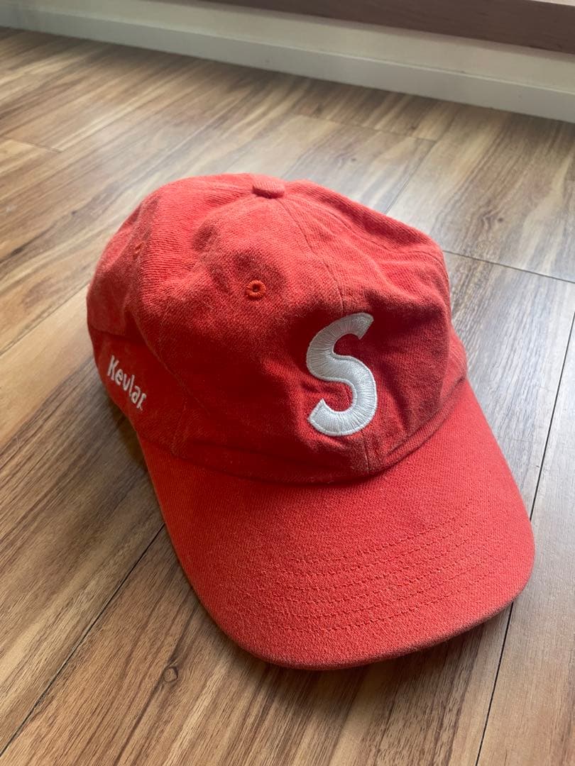 s*u様 supreme kevlar キャップ レッド Supreme Kevlar™ Denim S Logo 6-Panel (SS22) - $54