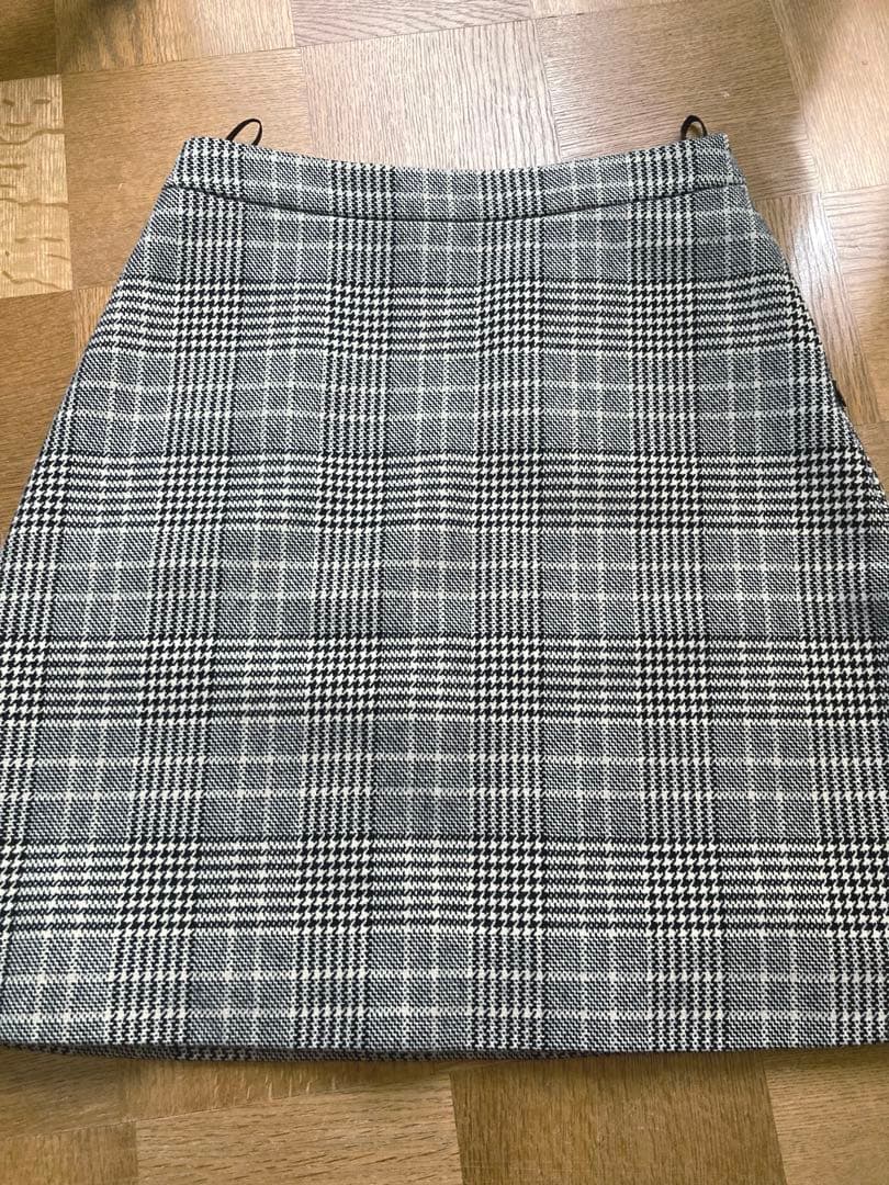 miu miuスカート　冬物　厚手　ウール　カシミヤ