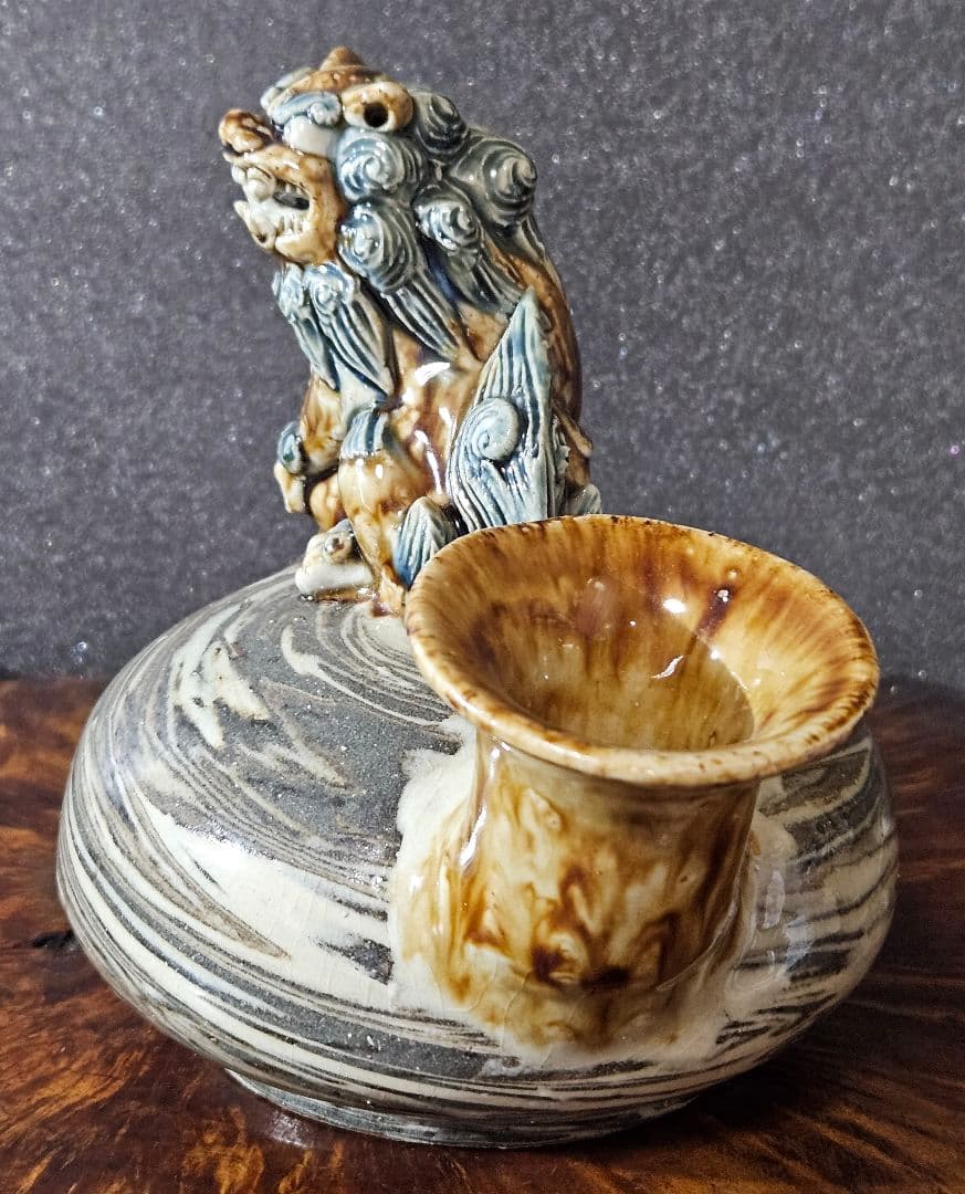 【上作品❗】沖縄の焼物　琉球壺屋焼　作家物　シーサー飾り　練込文　カラカラ　徳利