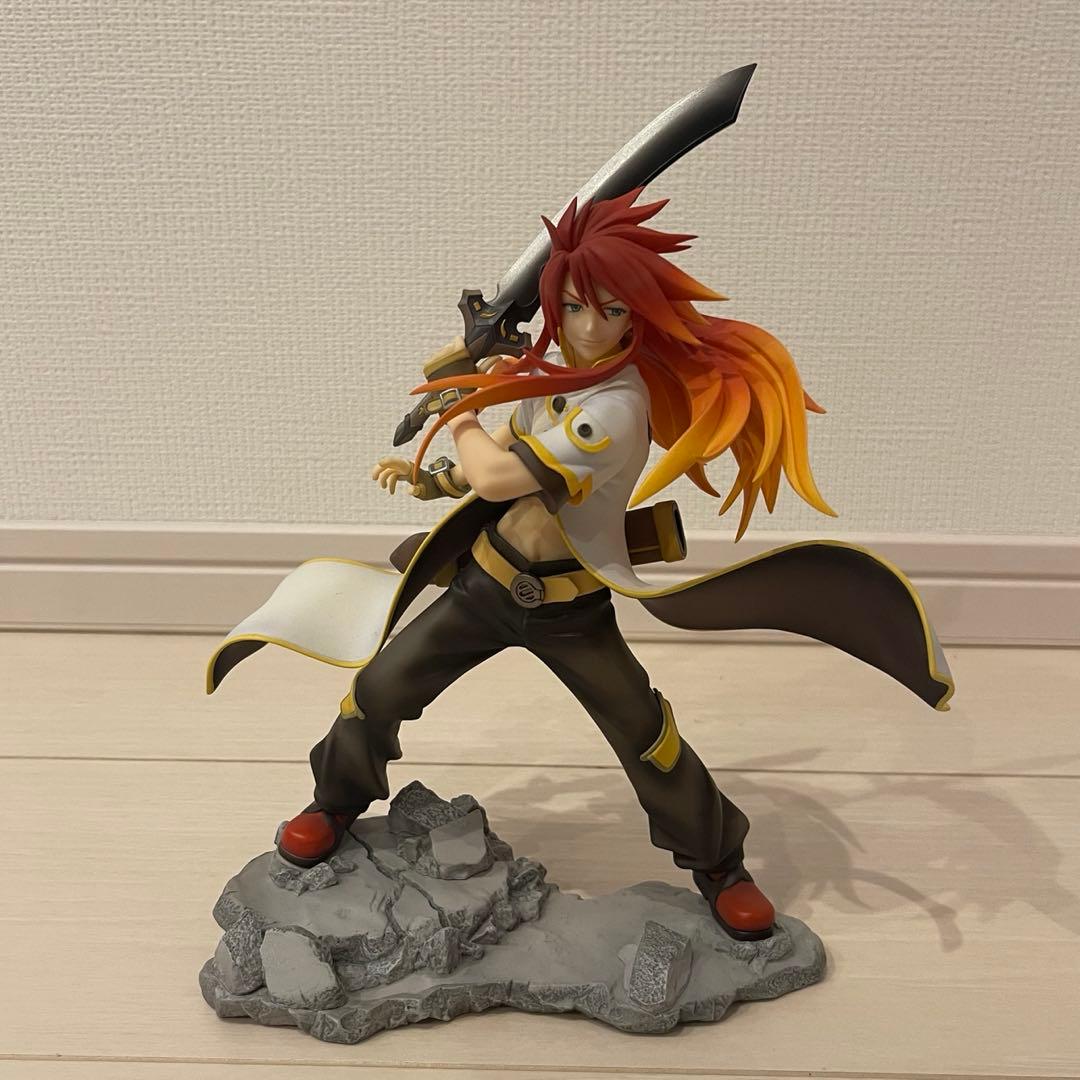 テイルズ 1/8スケール 完成品フィギュア ルーク・フォン・ファブレ Amazon | テイルズ オブ ジ アビス ルーク・フォン・ファブレ (1/8
