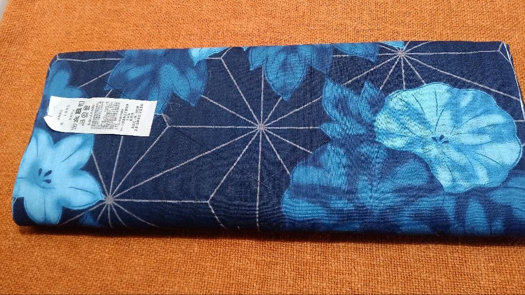 お値下げ　撫松庵ゆかた反物　 朝顔と麻の葉もよう　新品 未開封