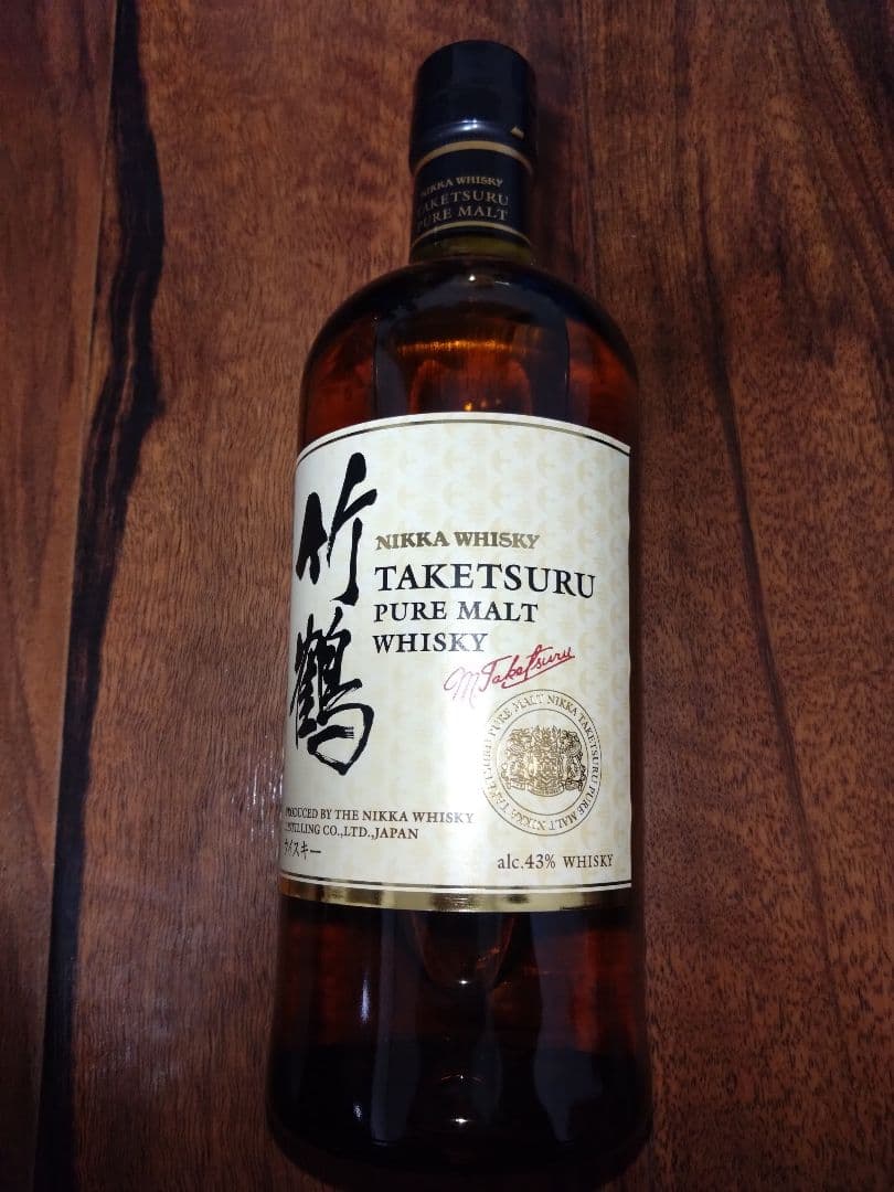 竹鶴　ピュアモルトウイスキー７００ml 楽天市場】竹鶴 ピュアモルト 700ml 箱なしリニューアル 新ラベル