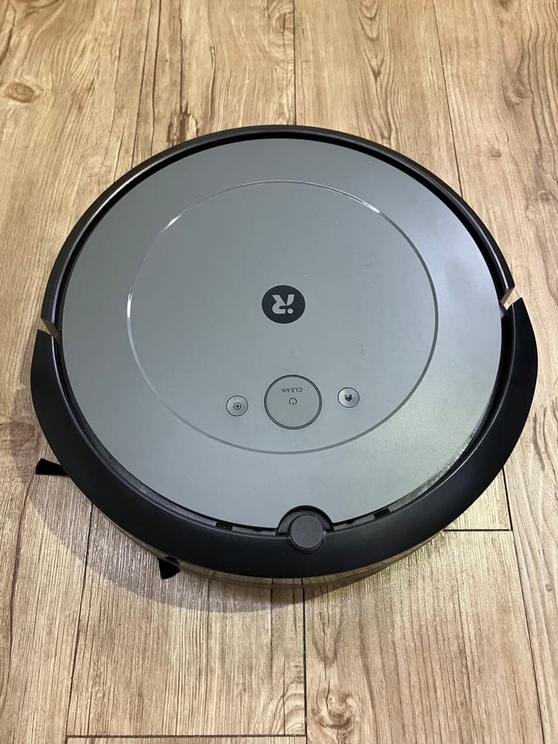 iRobot Roomba ルンバ　 i2 Wi-Fi® Connected Roomba® i2 Robot Vacuum