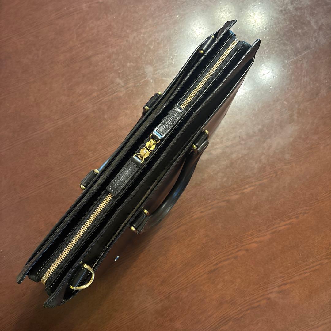 ココマイスター バンガーブリーフ 黒 ショルダー付 ブライドルレザー