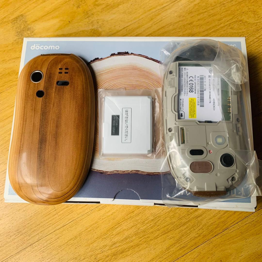 【ほぼ未使用品】　限定生産品　docomo TOUCH WOOD SH-08C ドコモ、木製ケータイを3月18日に発売--1万5000台限定 - CNET Japan